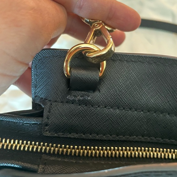 Michael Kors Selma in black medium size - Picture 8 of 10